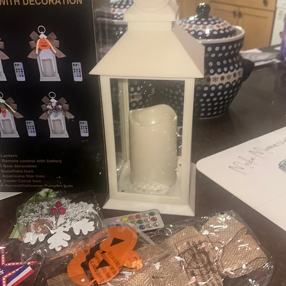 LEDLantern with remote and ornaments for seasons